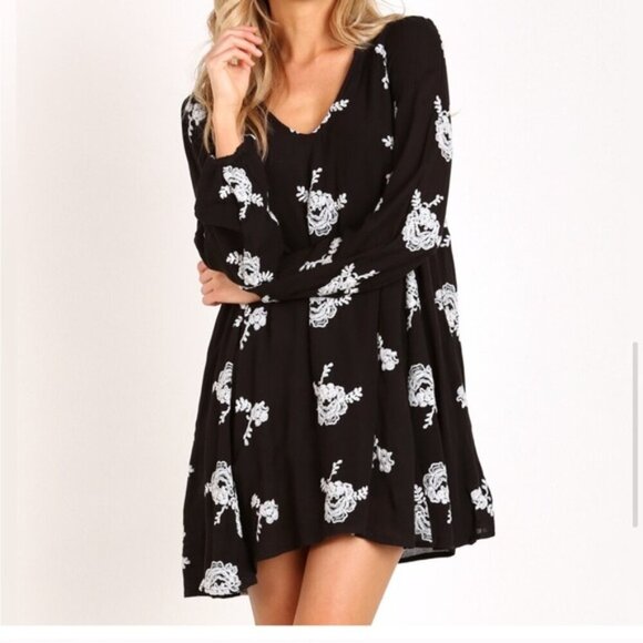 Free People Emma Dress Flare Crinkled Gauze Floral Keyhole Back - Picture 4 of 10
